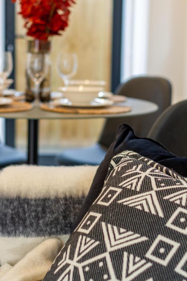 Appartamento Cashel Street Hideaway 2 Bed 2 Bath Christchurch Esterno foto