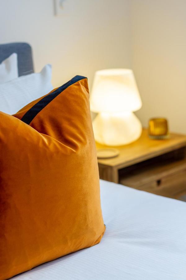 Appartamento Cashel Street Hideaway 2 Bed 2 Bath Christchurch Esterno foto