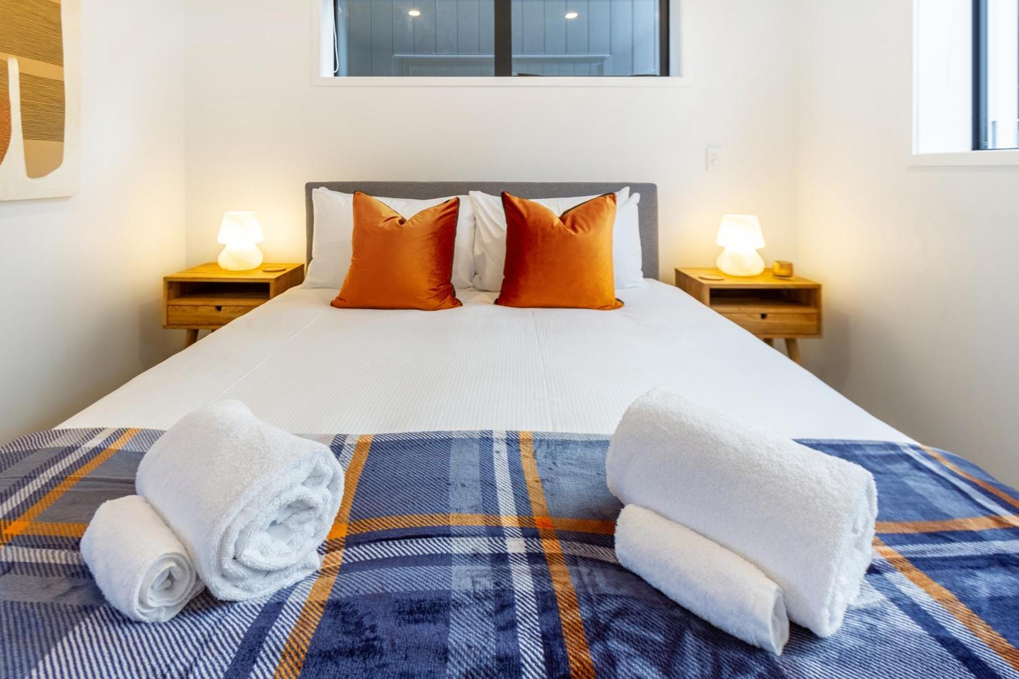 Appartamento Cashel Street Hideaway 2 Bed 2 Bath Christchurch Esterno foto