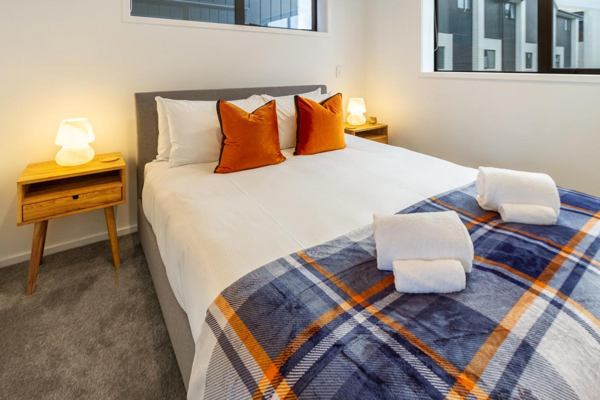Appartamento Cashel Street Hideaway 2 Bed 2 Bath Christchurch Esterno foto